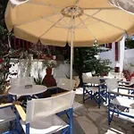Hotel Akrogiali Agios Sostis (Tinos)