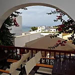 Akrogiali Hotel 3*