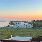 Akrogiali Agios Sostis (Tinos)