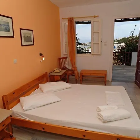 Akrogiali Hotel Agios Sostis (Tinos)