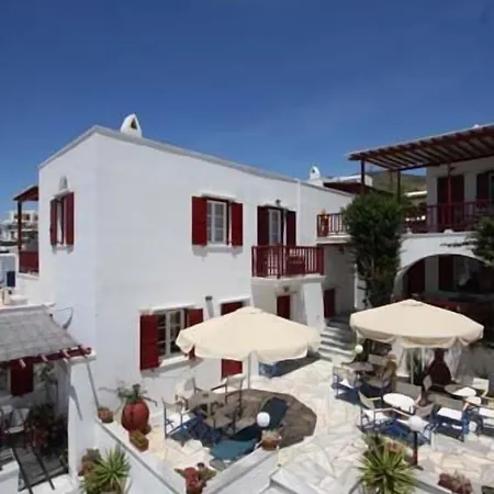 Akrogiali Agios Sostis (Tinos)