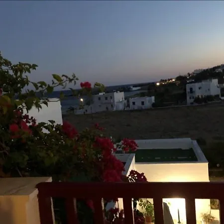 Hotel Akrogiali 3*