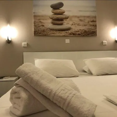 Akrogiali Hotel