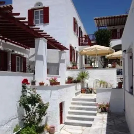 Akrogiali Hotel