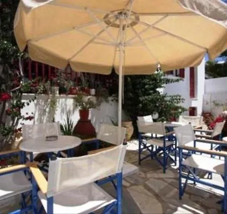 Hotel Akrogiali Agios Sostis (Tinos)