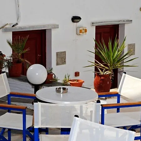 Akrogiali Hotel Agios Sostis (Tinos)