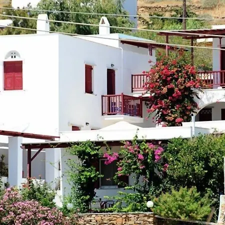 Akrogiali Agios Sostis (Tinos)