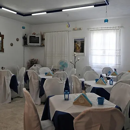 Akrogiali Hotel Agios Sostis (Tinos)