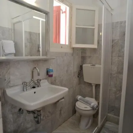 Akrogiali 3* Agios Sostis (Tinos)