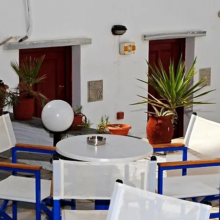 Hotel Akrogiali 3*