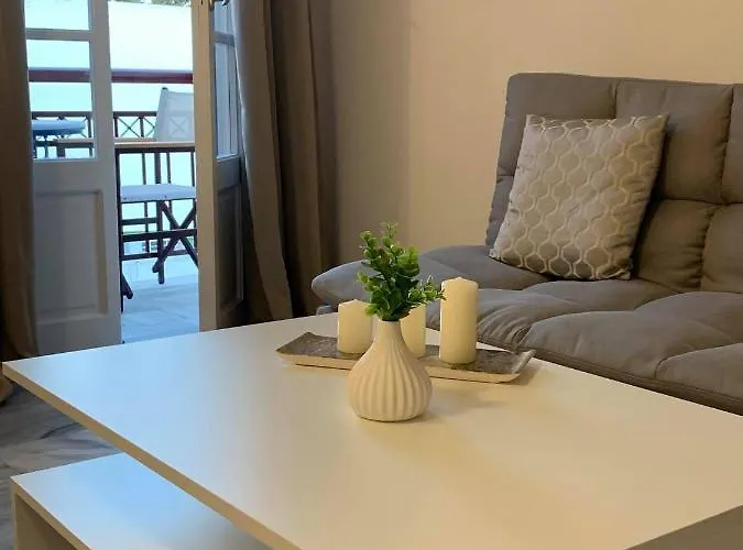 Akrogiali Ayios Sostis