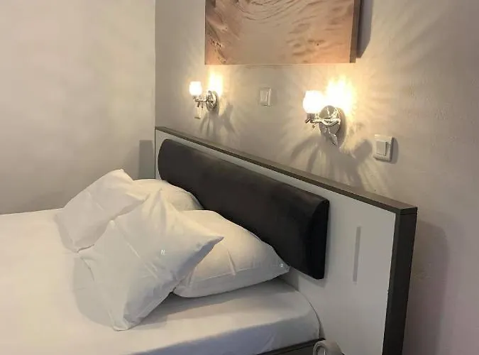 Akrogiali Hotel Ayios Sostis