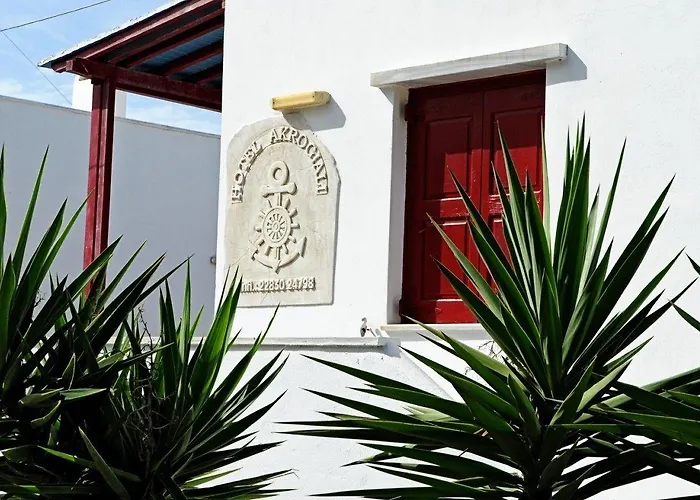 Akrogiali Ayios Sostis